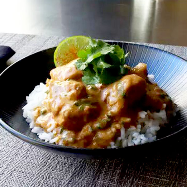 Creamy Cashew Chicken Curry - Adeli